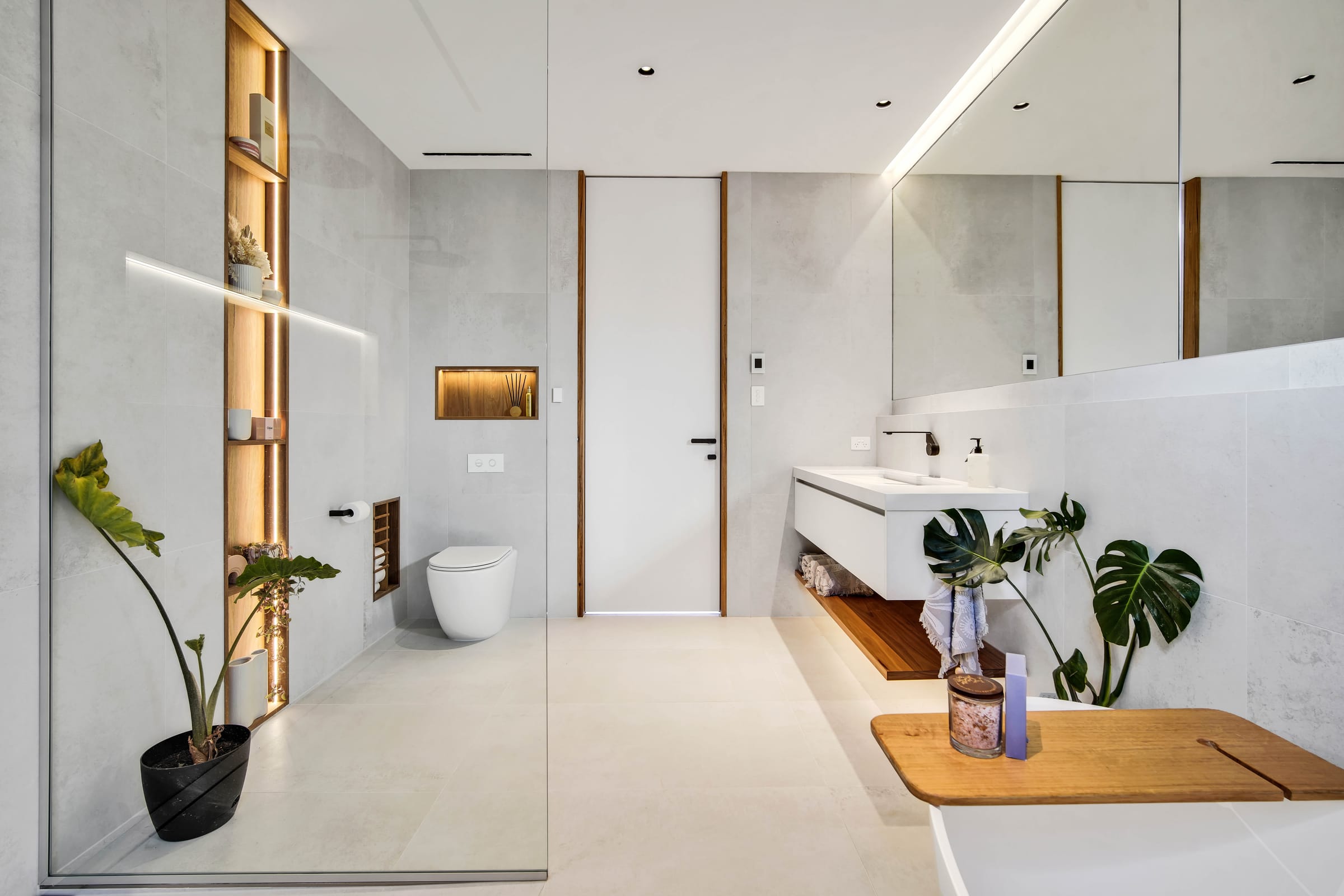 Asgard — Main Bathroom — Bathroom Project by Zanetto Builders, Tasmania