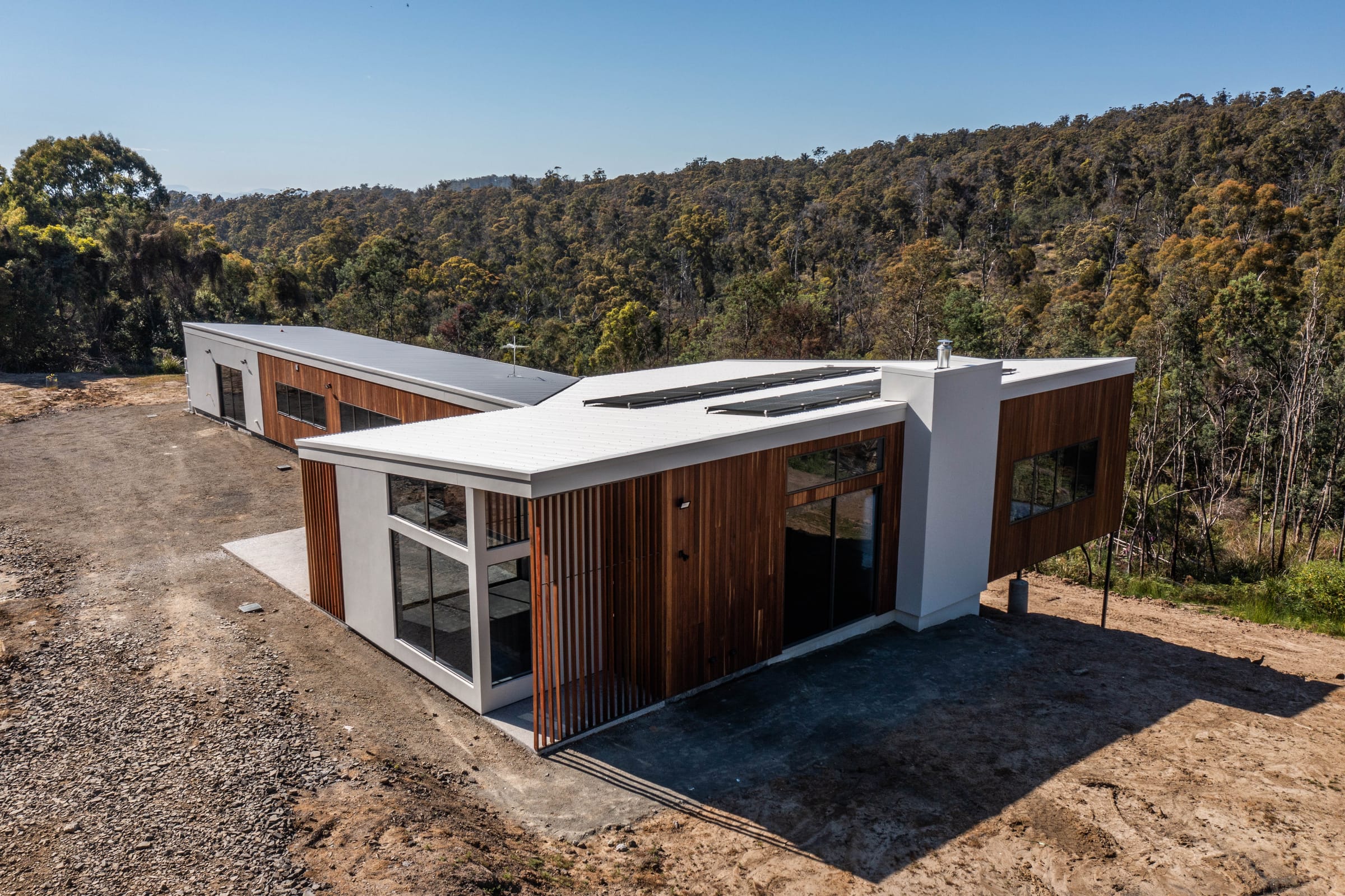 Hilhaus — Forever Home by Zanetto Builders, Tasmania