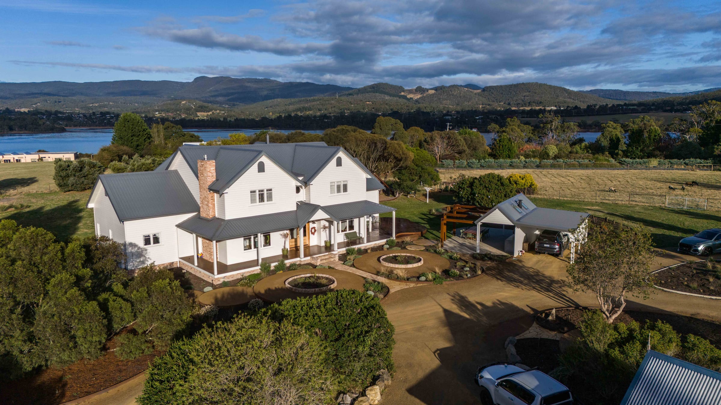 Howden — Outdoor Area by Zanetto Builders, Tasmania