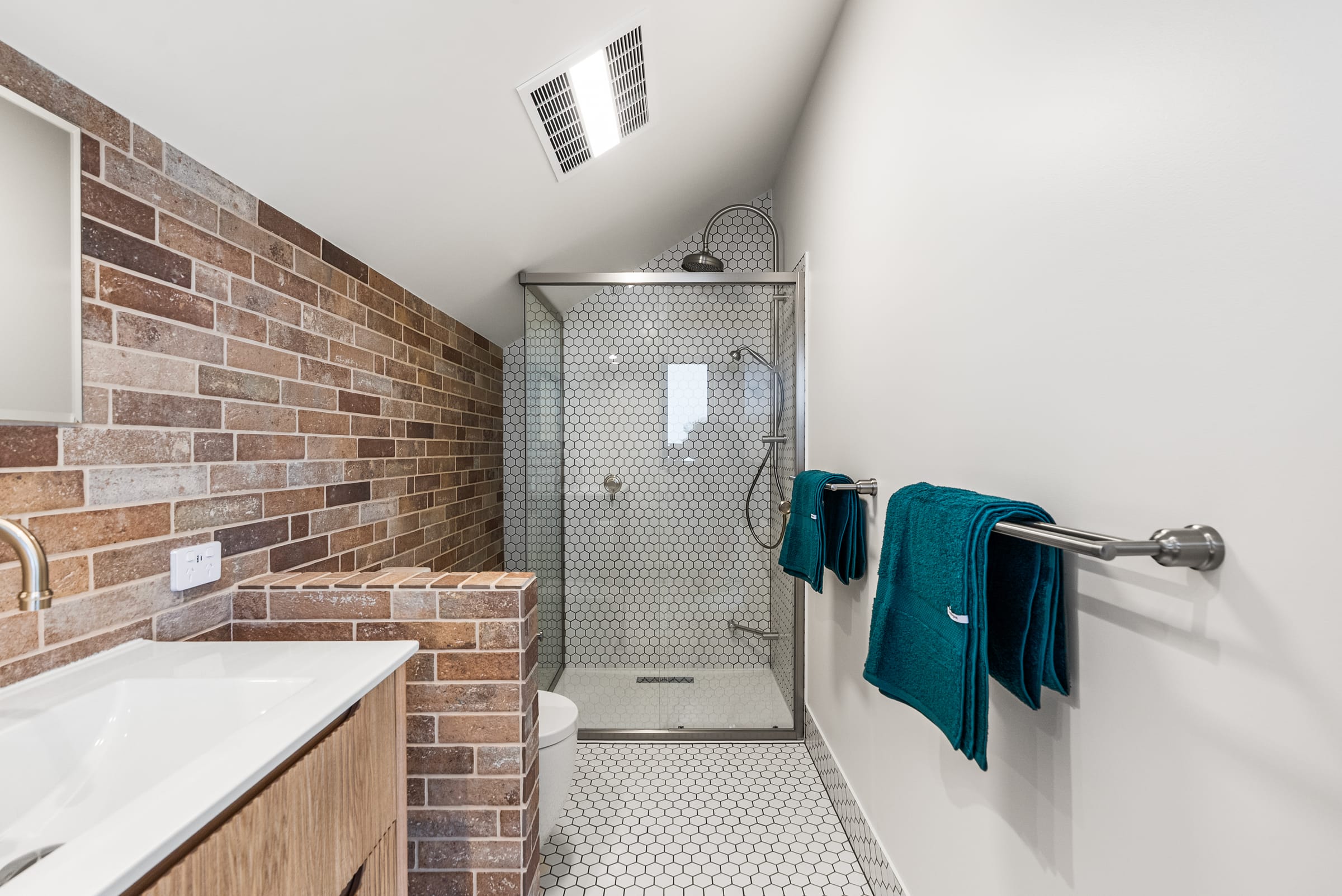 Little Frankland — Forever Home by Zanetto Builders, Tasmania
