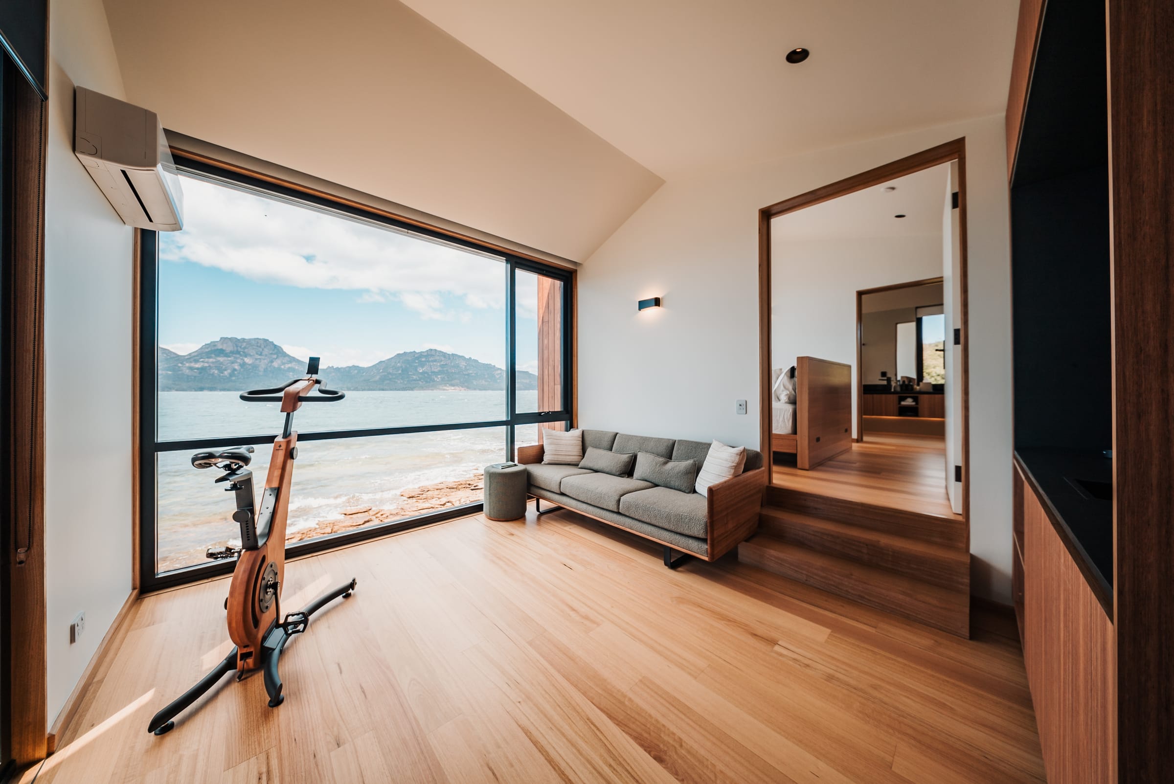 Picnic Island Luxury Escape — Forever Home by Zanetto Builders, Tasmania