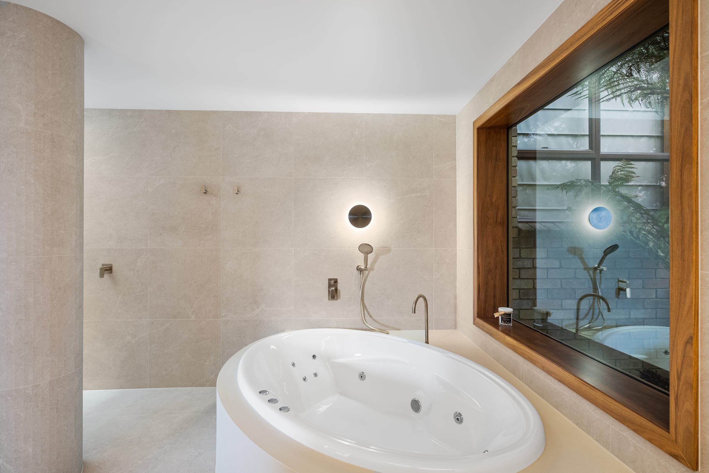 The Curve — Bathroom Project by Zanetto Builders, Tasmania