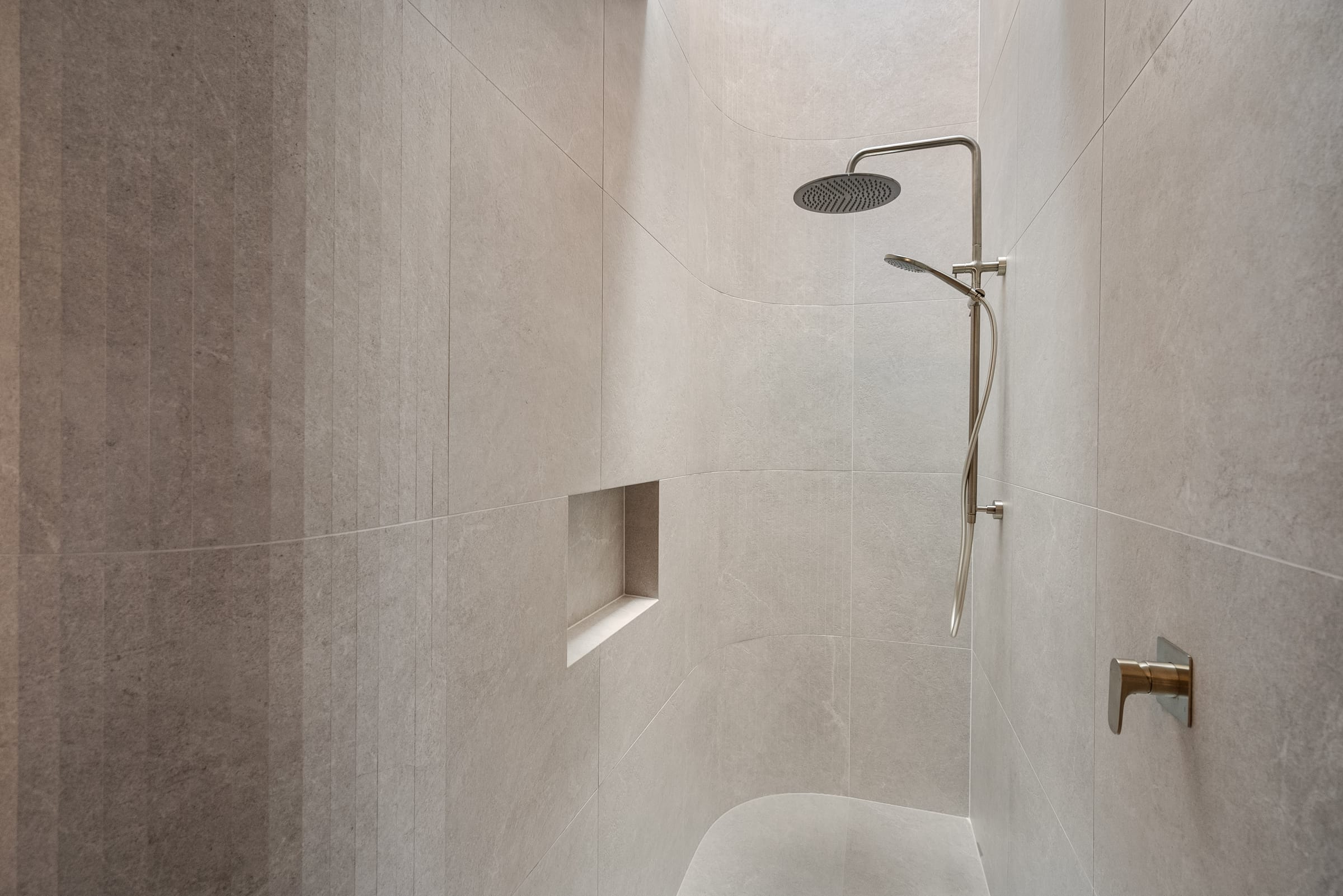 The Curve — Bathroom Project by Zanetto Builders, Tasmania