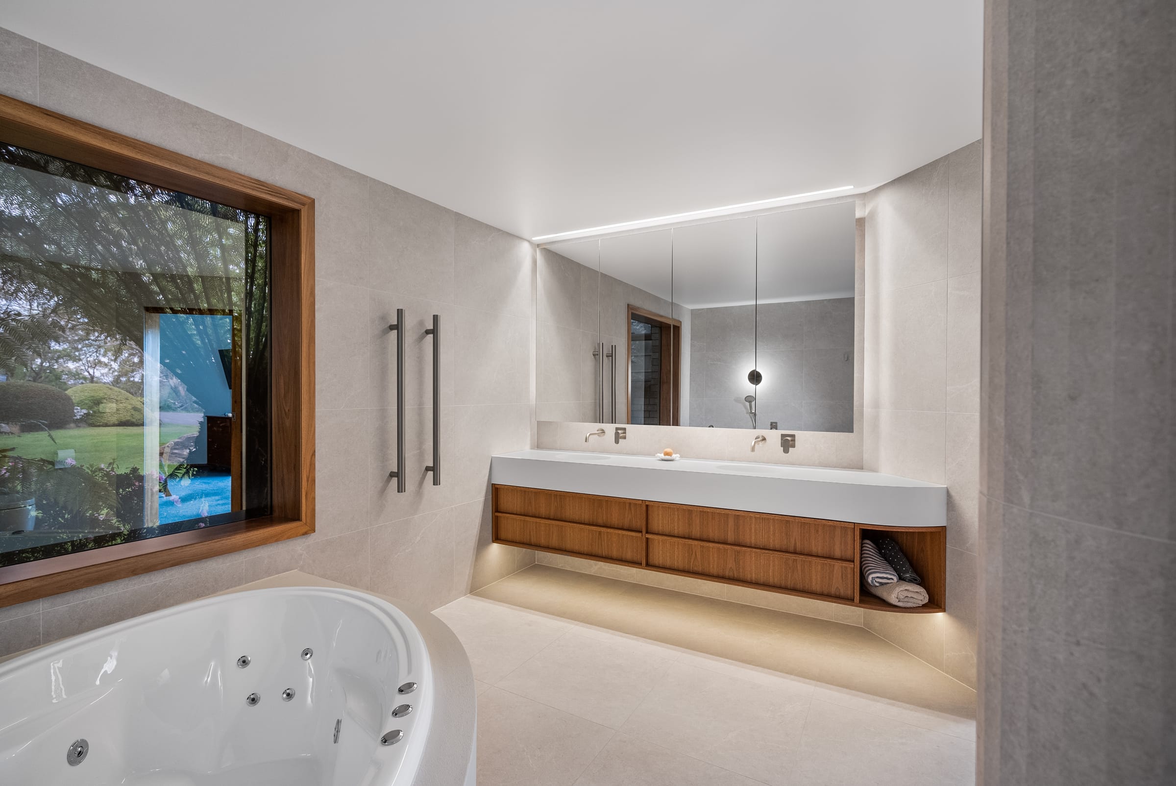 The Curve — Bathroom Project by Zanetto Builders, Tasmania